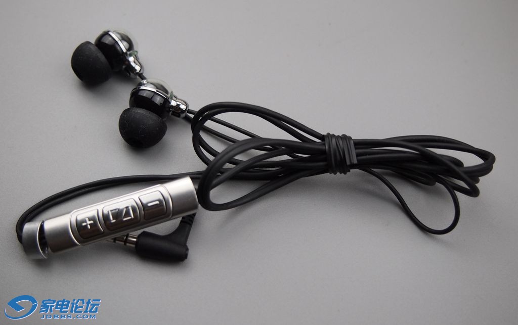 ipod入耳耳机,森海塞尔cx300, sony(索尼)mdr-ex32lp哪个好,我的是