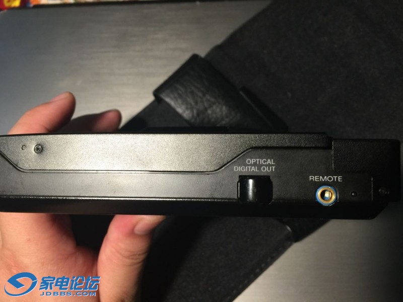 sony d555 收藏级随身听,带原装皮套,慢慢出_≡