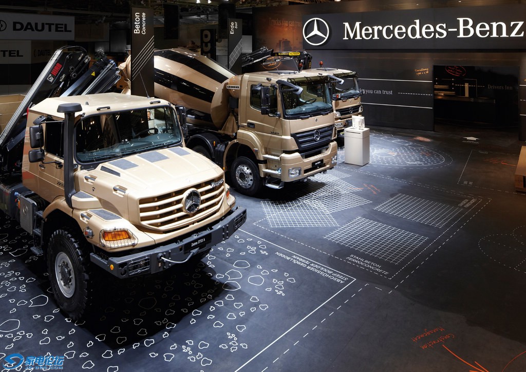 Mercedes-Benz Trucks Trade Fair Stand bauma 2010 13-1313-2011-3.jpg