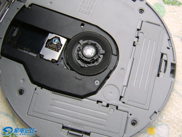 STA79146.JPG