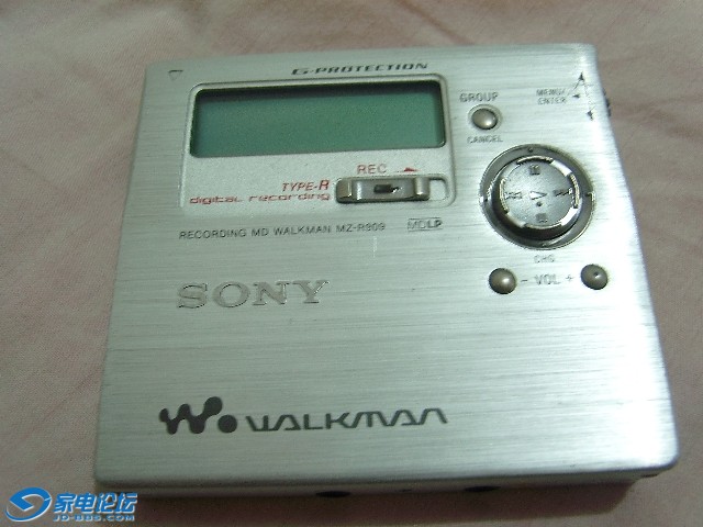 SA551493.JPG