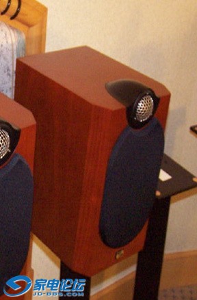 6855438_55388_25.jpg
