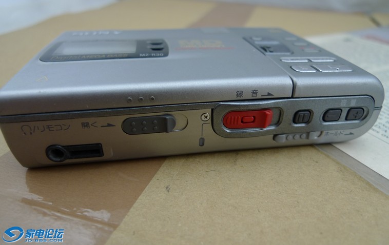 R305.jpg