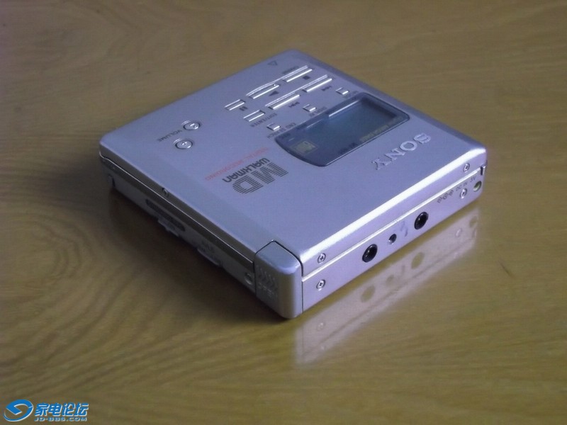 R552.jpg