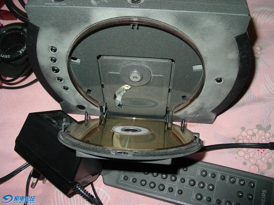CDF100-03.JPG