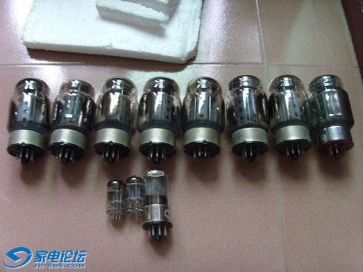 SI852760.jpg
