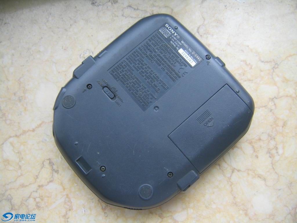 cd 004.jpg