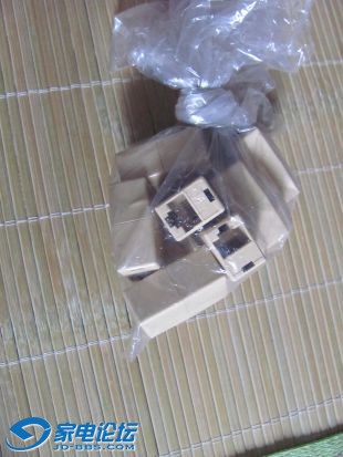 Ƭ 010.jpg