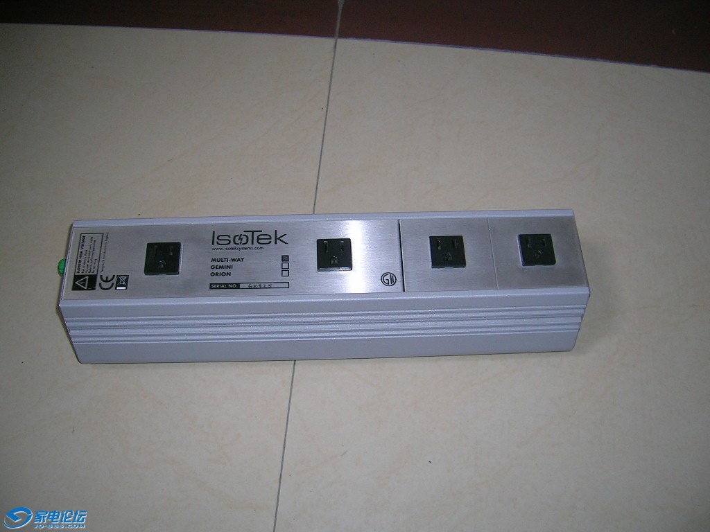 3I5X41251e.jpg