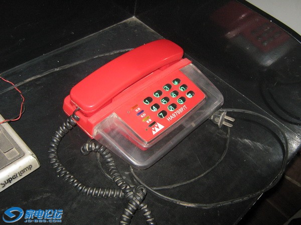 TEL.jpg