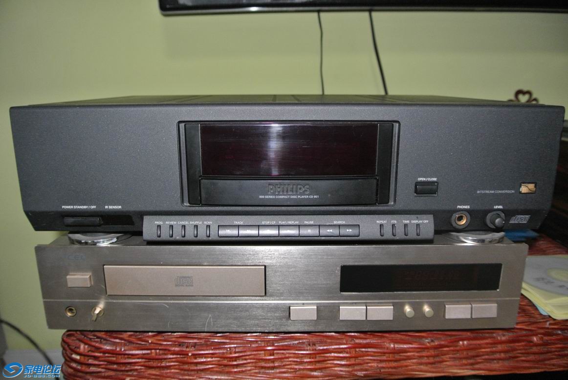 Ƭ 017.jpg
