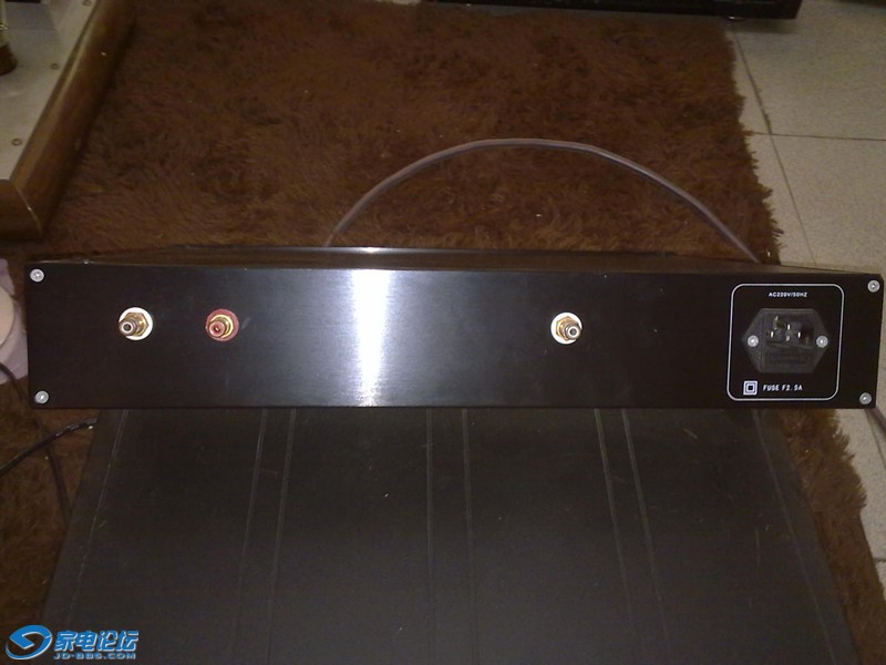 201210213377_.jpg