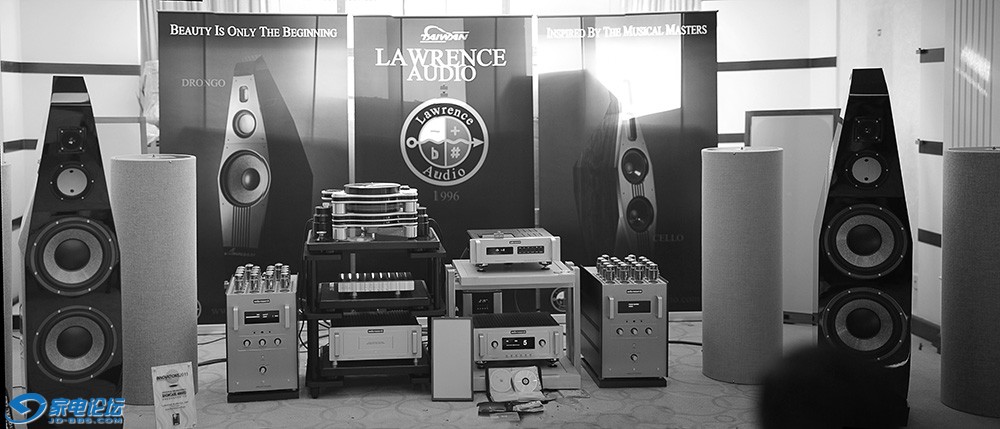 2012hifi show s.jpg