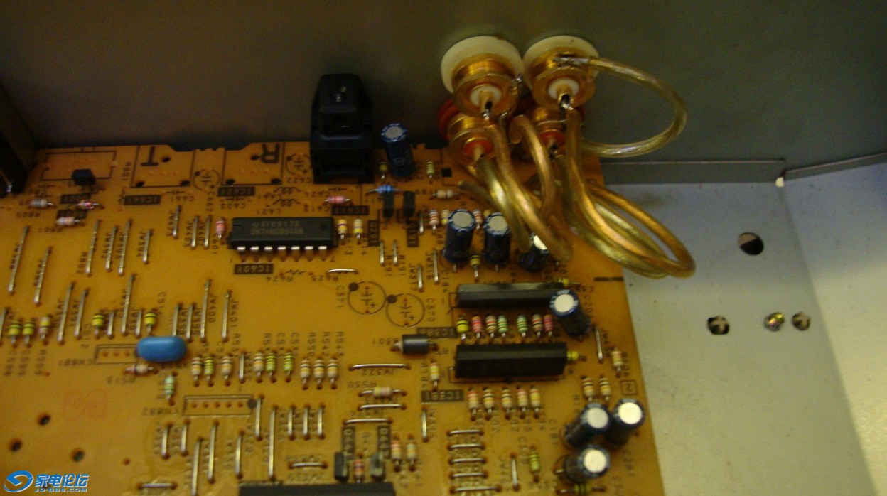 SONY JE3300