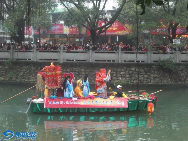 121.jpg