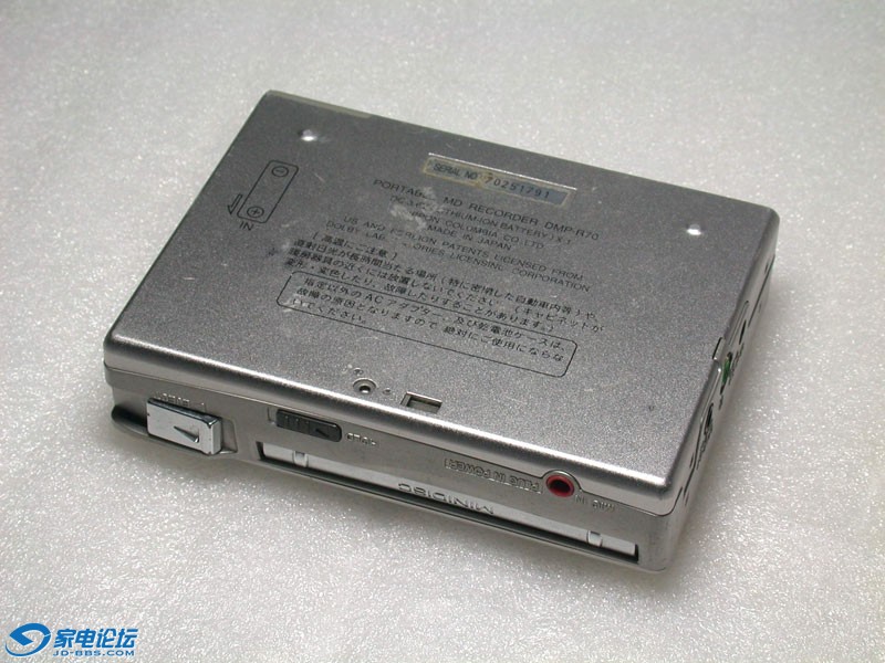 R70-2.jpg