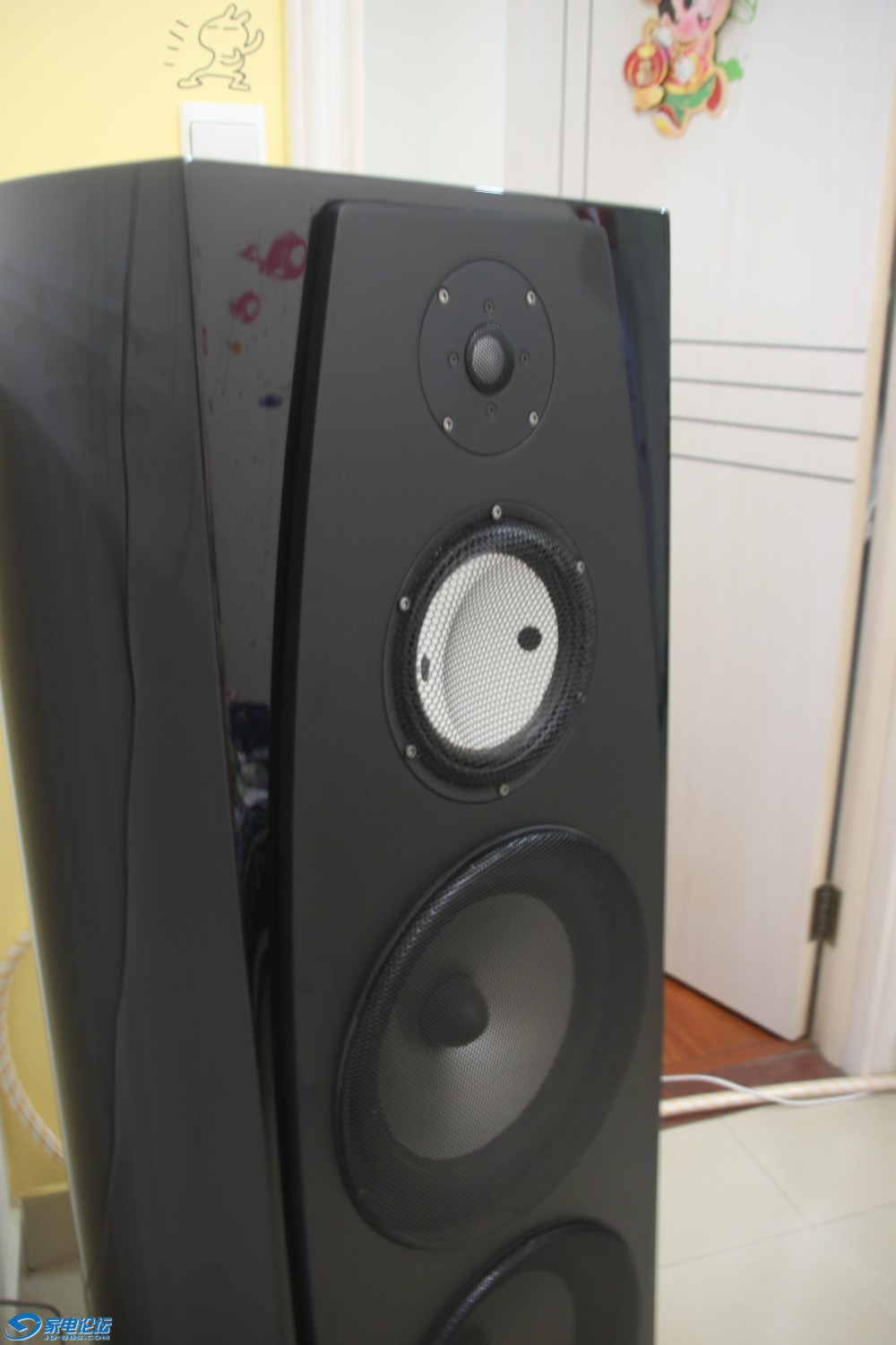 XTZ100.49-03.jpg