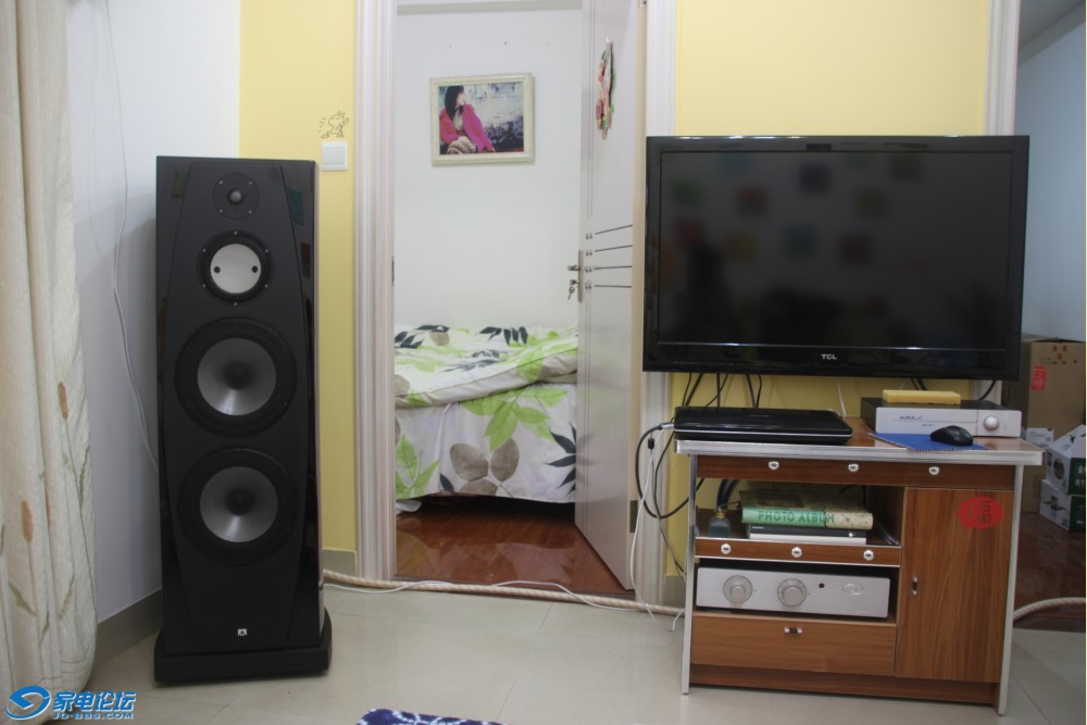 XTZ100.49-04.jpg