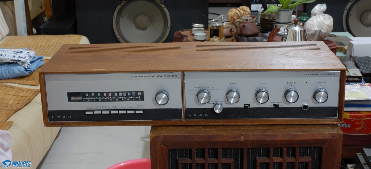LEAK STEREO 30PLUS STEREOFETIC FM TUNER6.jpg