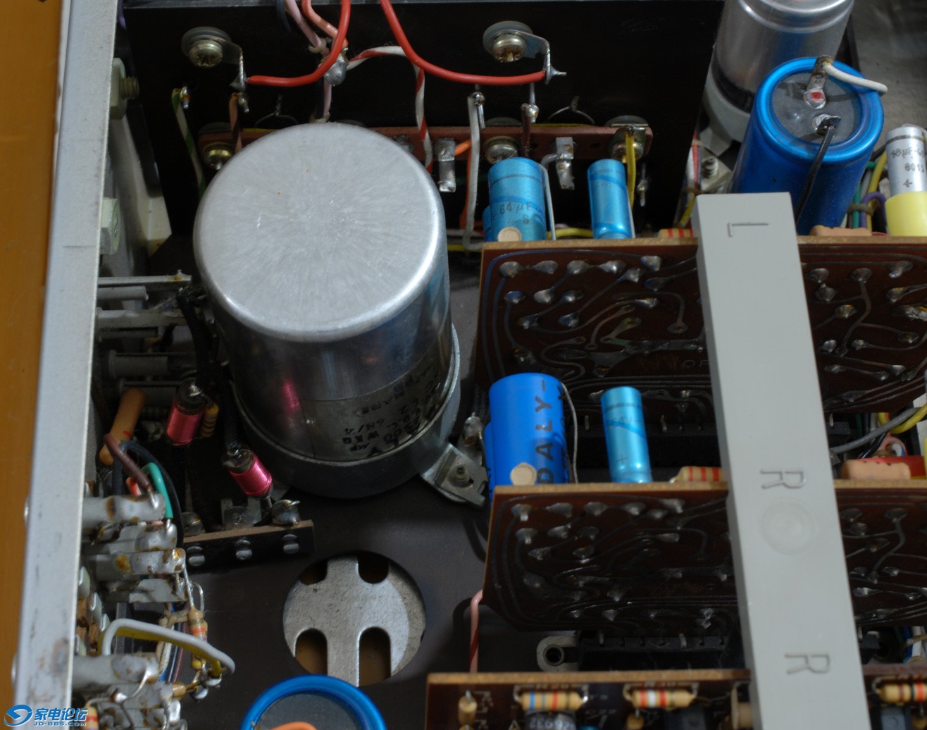 LEAK STEREO 30PLUS STEREOFETIC FM TUNER10.jpg