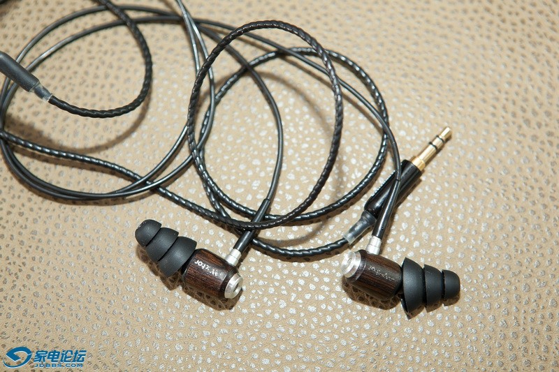 FX500_1.jpg