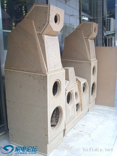 10061213006ee7fecdc424a894.jpg