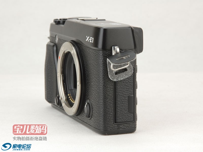 fujiXE1-03.jpg