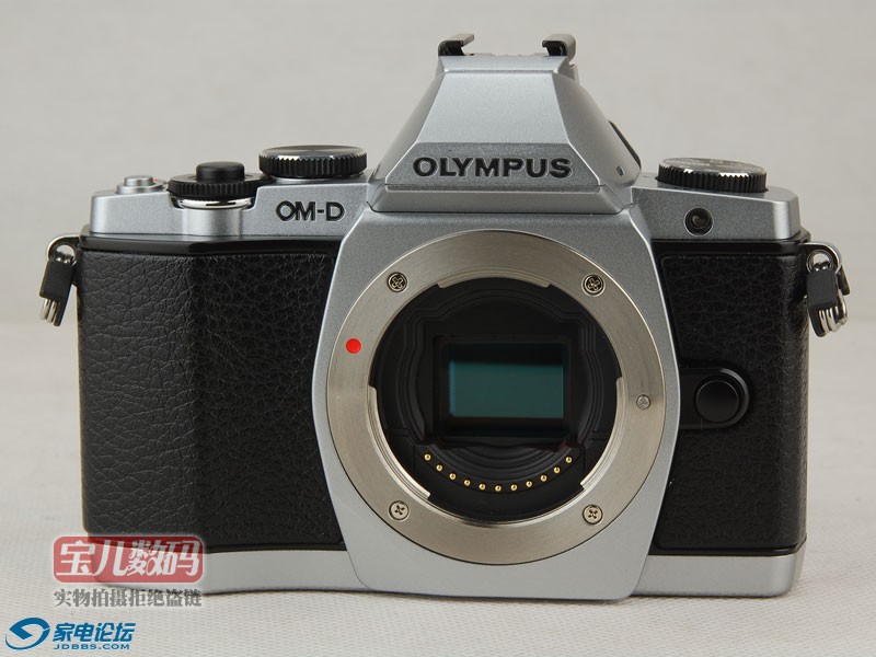 olympusEM5-01.jpg