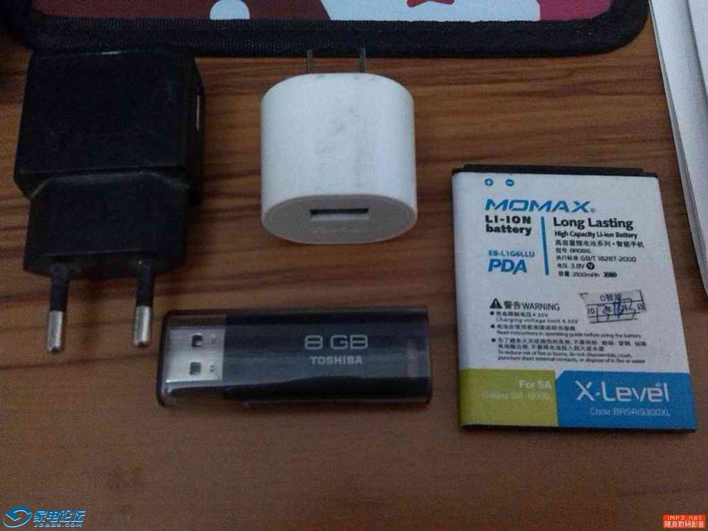 ������С Ħ��ʿ����9300���&8G TOSHIBA U��.jpg
