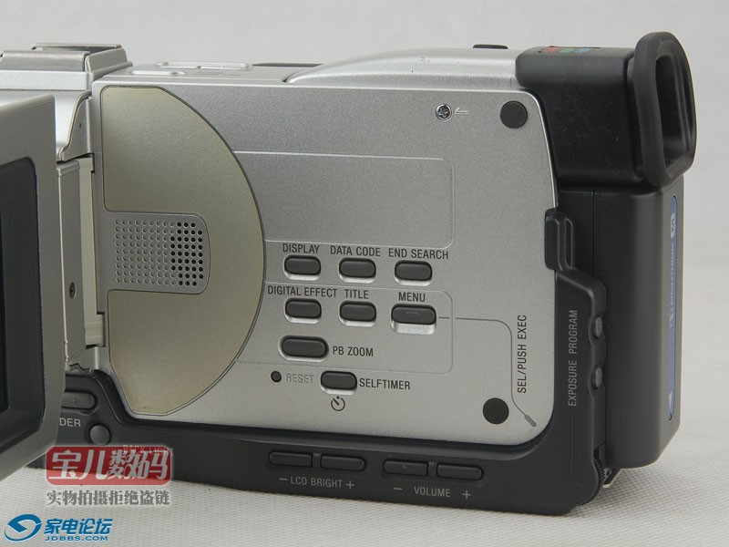 sonyTRV6E-11.jpg