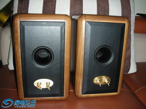 Ƭ 074.jpg