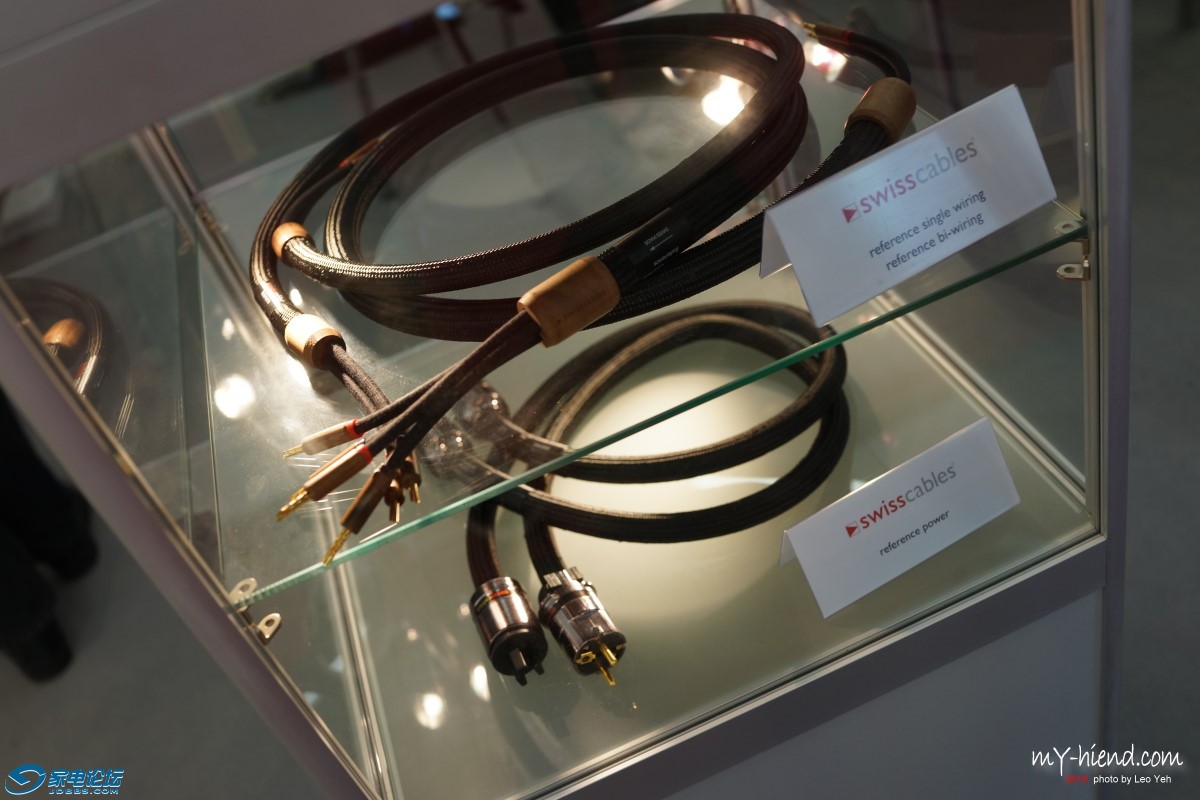 SWISSCABLES reference plus