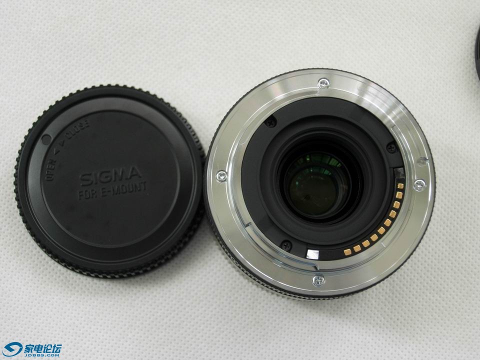 8 ex dn定焦 索尼nex卡口 95新 前后盖 遮光罩齐 ￥699