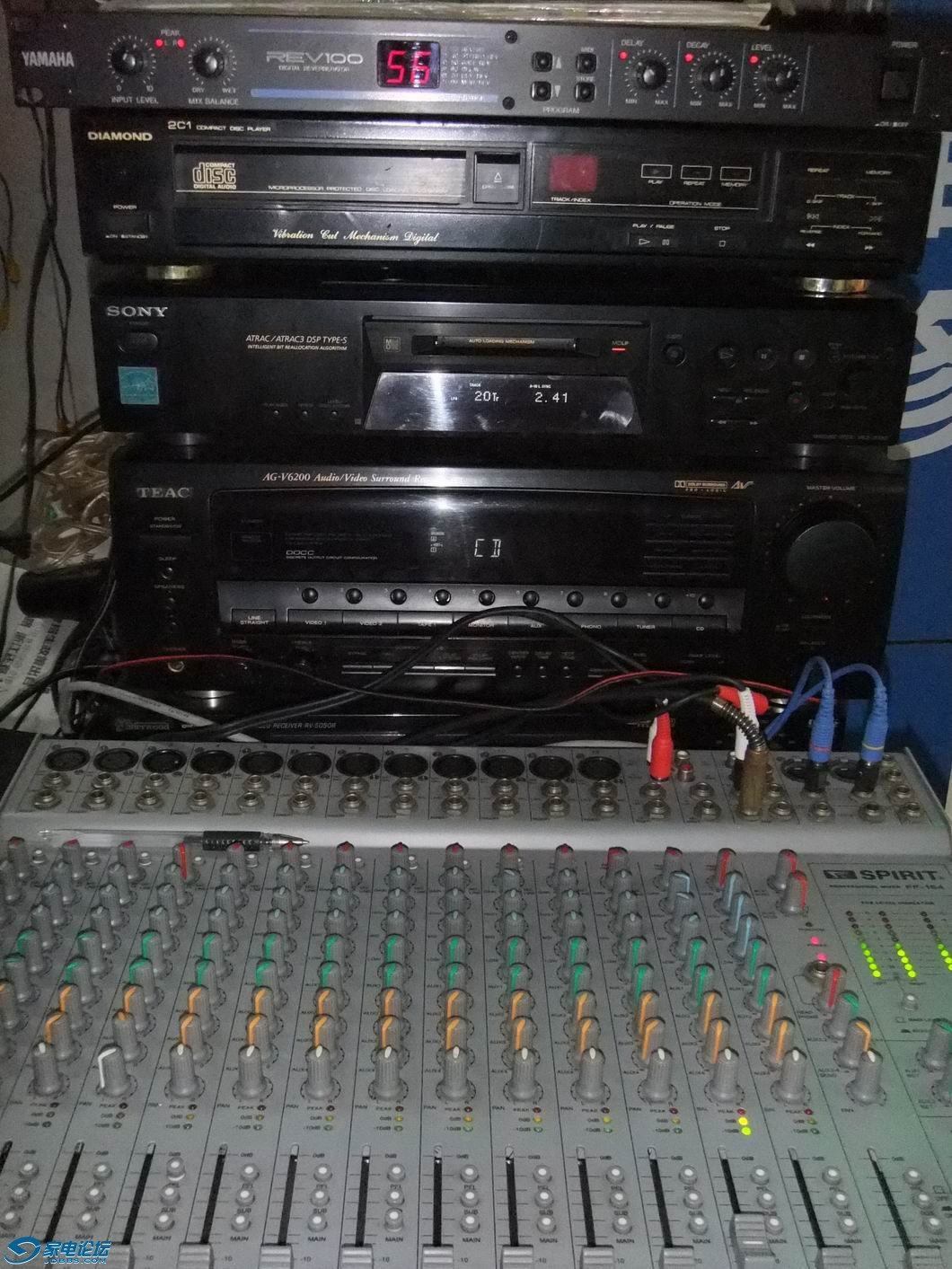 Ƭ 012.jpg