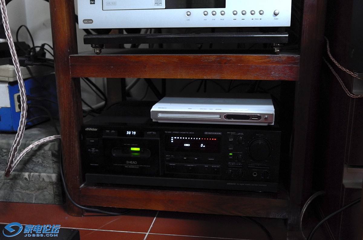 L1001103-1.jpg