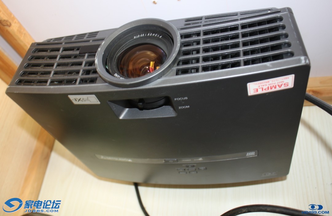 110437ykzc755r701zo557.jpg