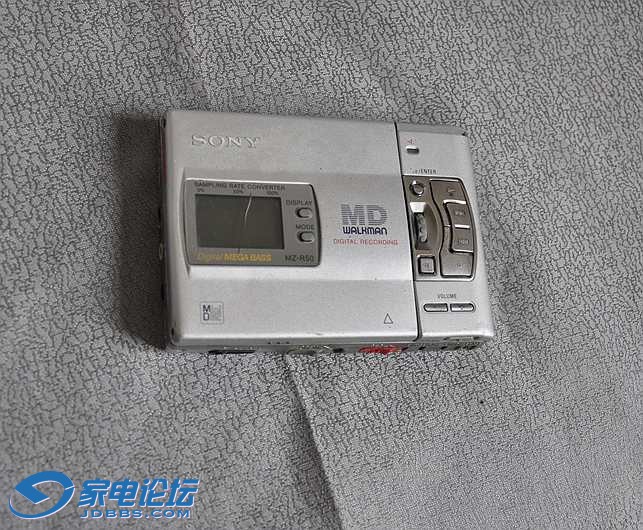 12��    SONY R50���޵���Ի���40Ԫ