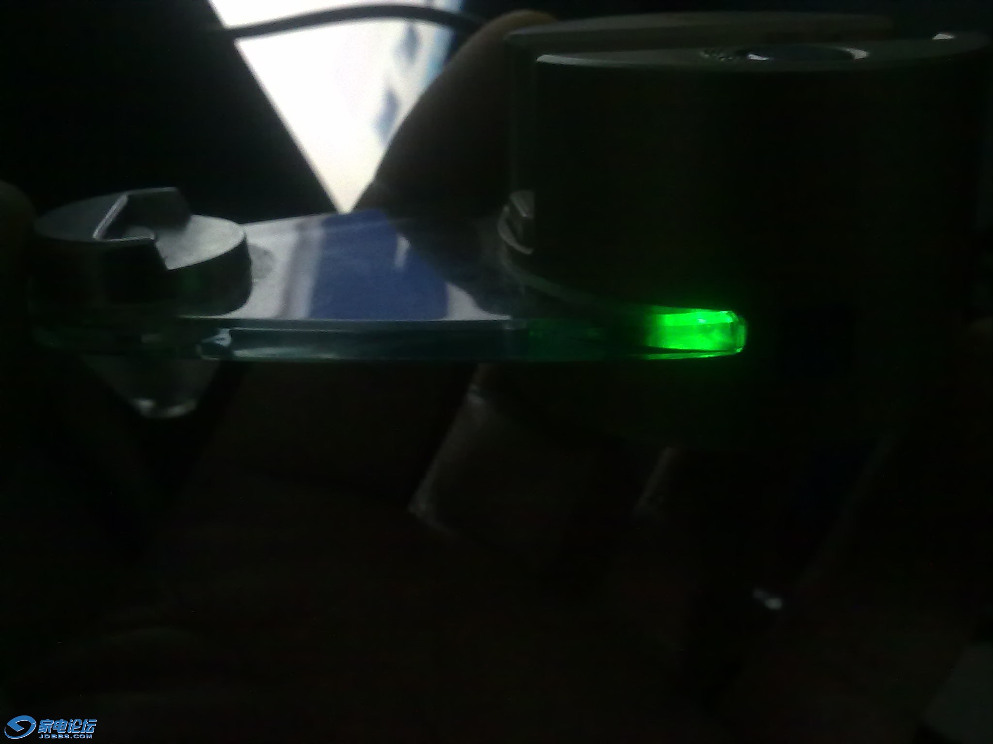 ������װ���߲ʵƣ� ͼ1