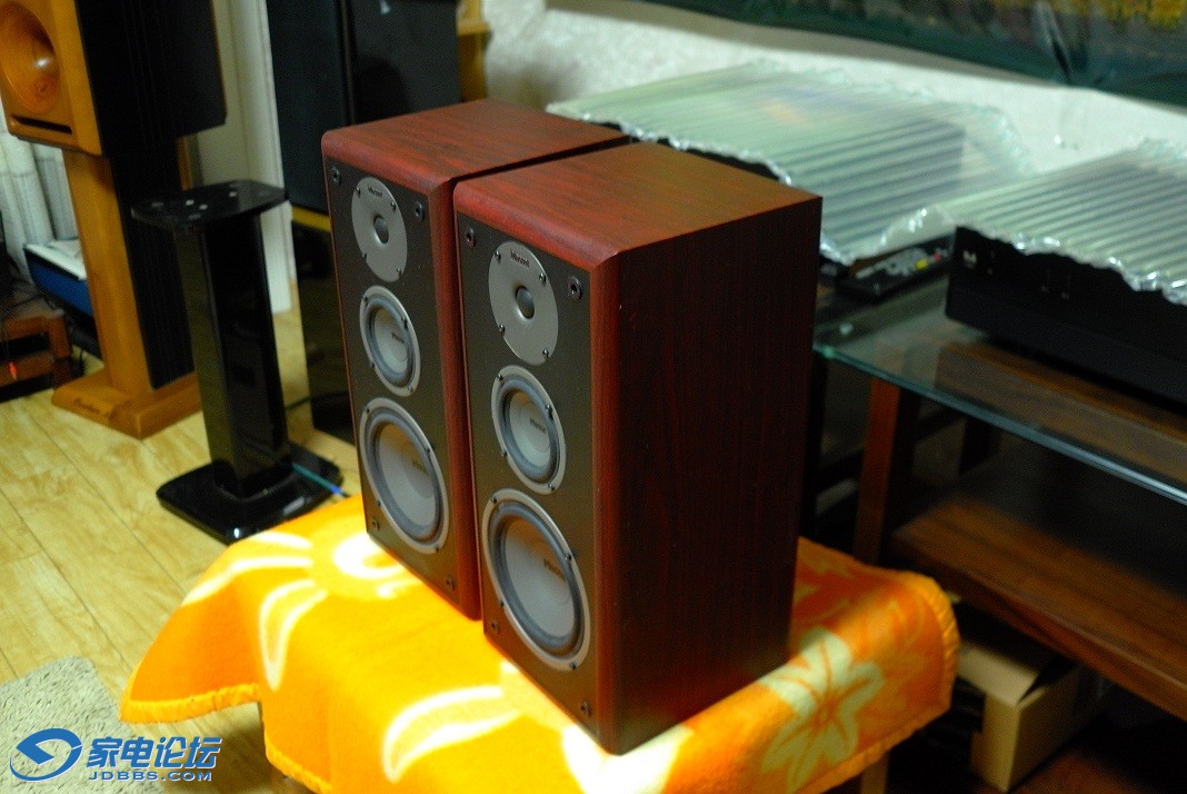 上海出:德国 密力 symphony 08三分频书架音箱.