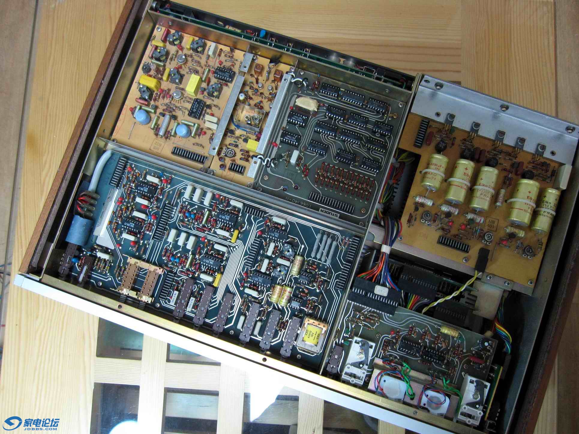 A7215.jpg