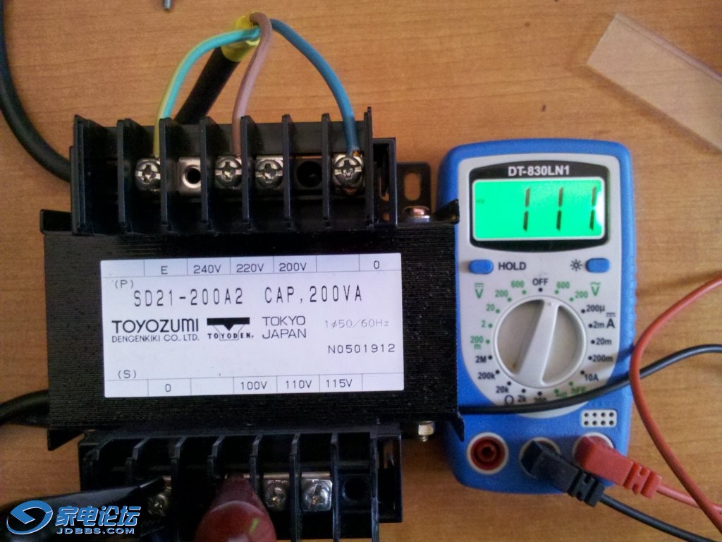 ��220v��ʱ���Ϊ111v