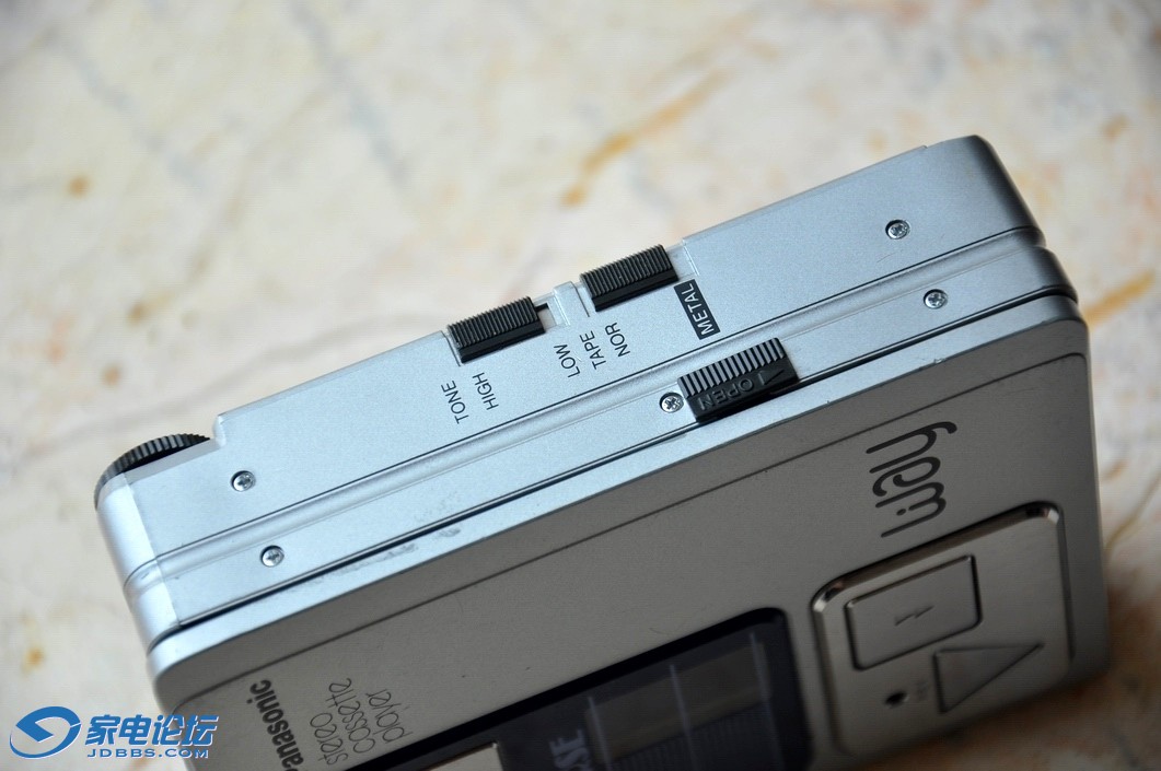 AR1 (3).jpg