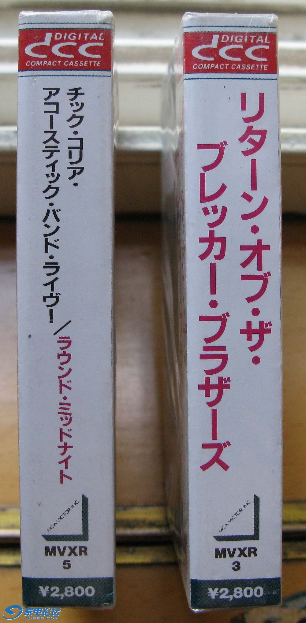 Ƭ 210.jpg