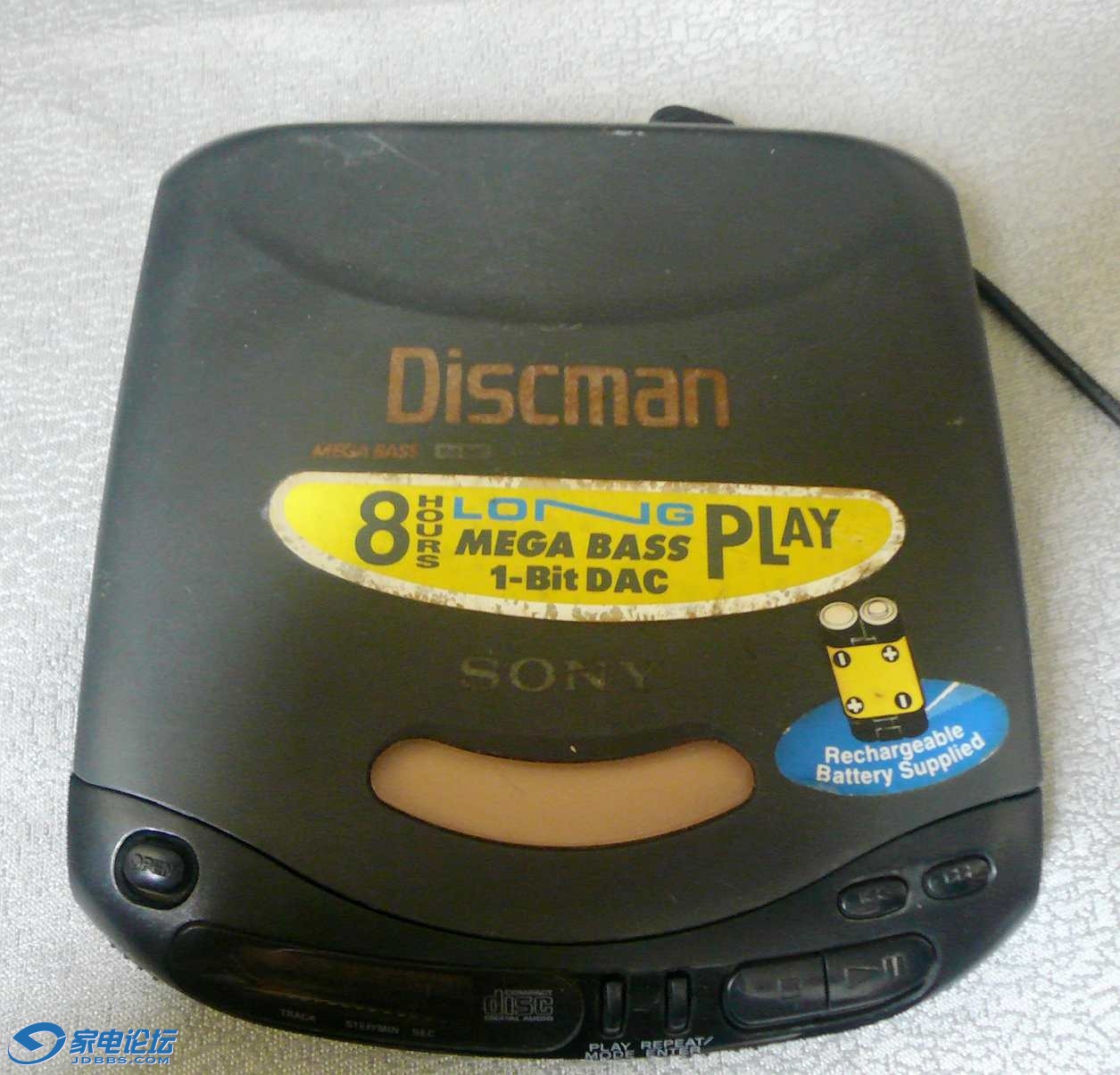 SONY   D-143           50Ԫ