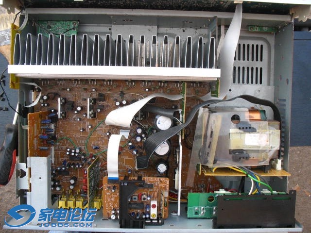 出一台原装日本爱华av-d35功放