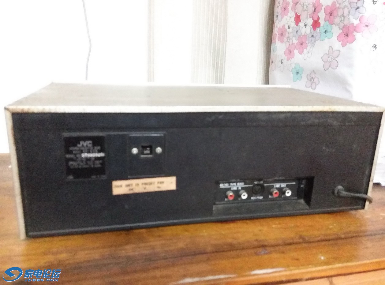 P51006-195145.jpg