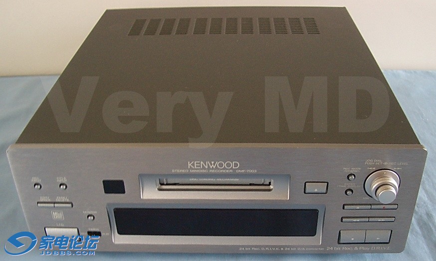 KENWOOD-DMF-7003.jpg