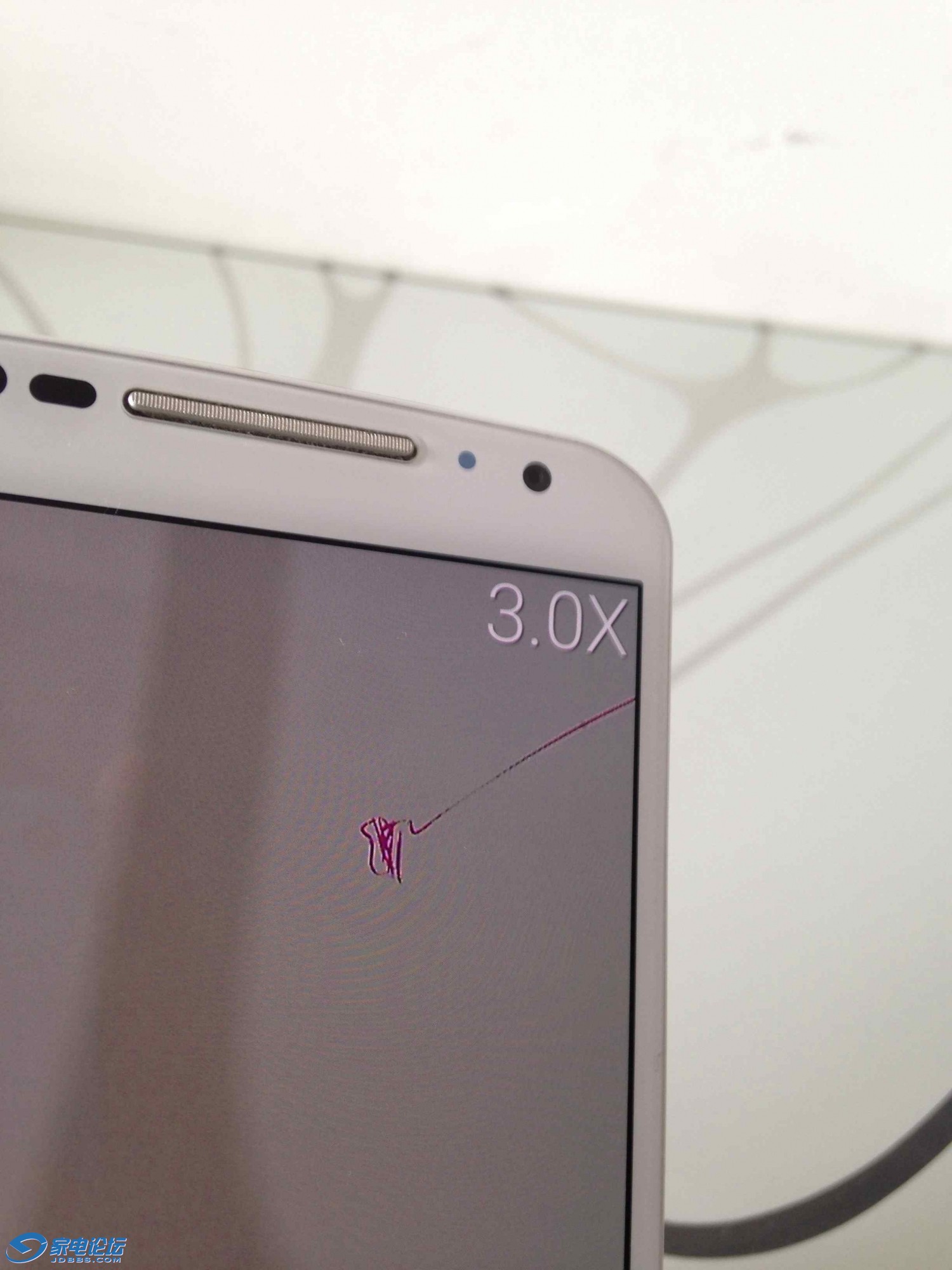 ���ǷŴ�3���󿴵����ߵ�Ч��