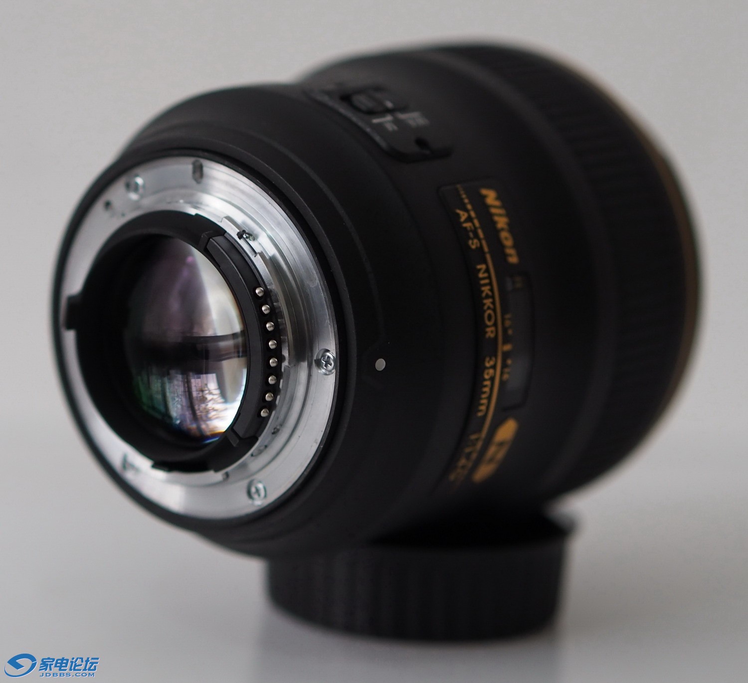 尼康全画幅人文镜皇:35 1.4g,国行在保,包装发票等齐全,很新(已出)