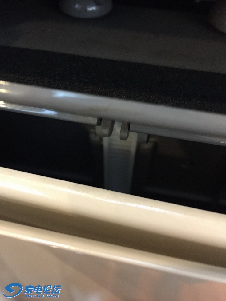 ��ɫ��������